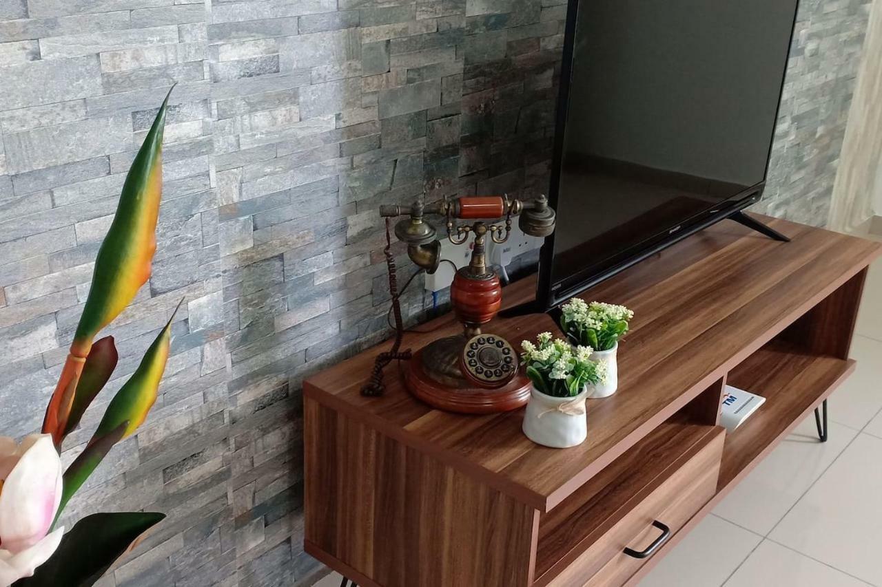 Manee Home Kota Damansara Kuala Selangor Buitenkant foto